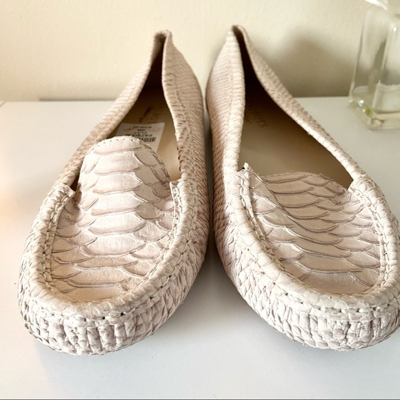 Talbots NWOB Patsi Leather Loafers Clay Flats - Picture 2 of 8